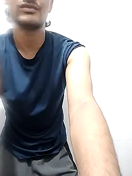 Ilhaamgrey online show from November 2025 05:45:02 PM