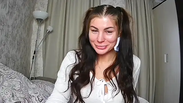 Snapshot of Lorimaya chatting on October 2025 10:23:02 AM Lorimaya online show from October 2025 10:23:02 AM