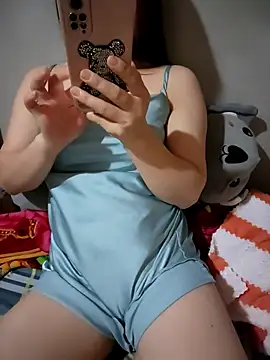 Snapshot of Meoweo_23 chatting on October 2025 09:01:01 PM Meoweo 23 online show from October 2025 09:01:01 PM