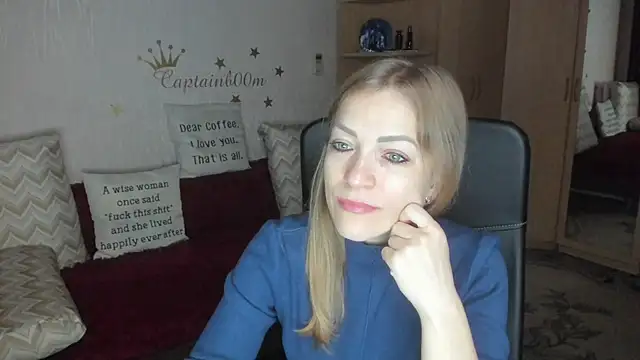 Snapshot of Tiffany_Bates chatting on October 2025 03:26:01 AM Tiffany Bates online show from October 2025 03:26:01 AM