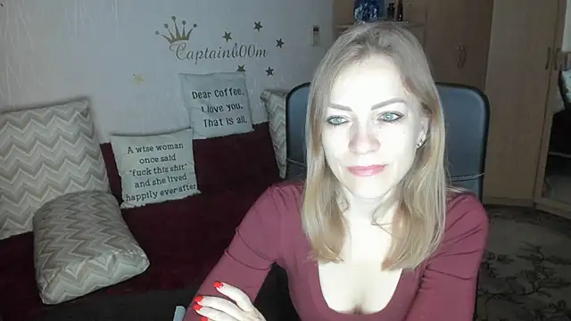 Snapshot of Tiffany_Bates chatting on October 2025 03:05:01 AM Tiffany Bates online show from October 2025 03:05:01 AM