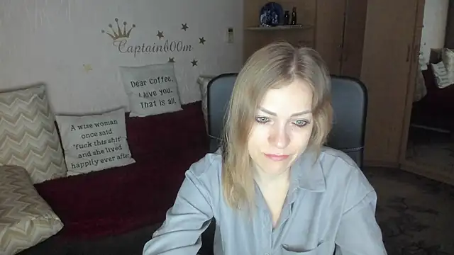 Snapshot of Tiffany_Bates chatting on October 2025 03:10:02 AM Tiffany Bates online show from October 2025 03:10:02 AM