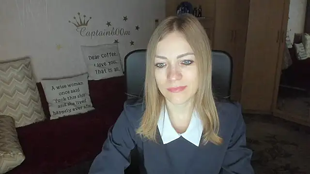 Snapshot of Tiffany_Bates chatting on November 2025 03:20:02 AM Tiffany Bates online show from November 2025 03:20:02 AM