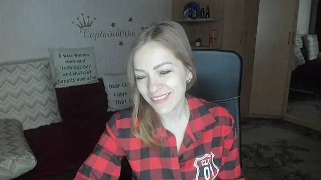 Snapshot of Tiffany_Bates chatting on November 2025 03:39:02 AM Tiffany Bates online show from November 2025 03:39:02 AM