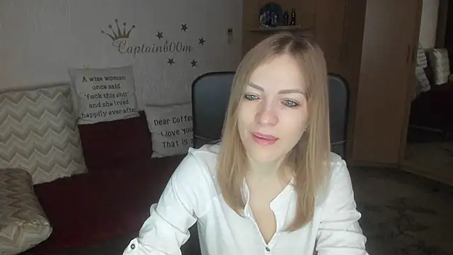 Snapshot of Tiffany_Bates chatting on November 2025 03:29:01 AM Tiffany Bates online show from November 2025 03:29:01 AM