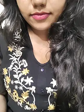 Snapshot of Miss_Rose__ chatting on October 2025 04:24:02 PM Miss Rose online show from October 2025 04:24:02 PM