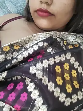 Snapshot of Miss_Rose__ chatting on November 2025 06:10:01 PM Miss Rose online show from November 2025 06:10:01 PM