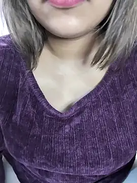 Snapshot of Miss_Rose__ chatting on November 2025 06:20:02 PM Miss Rose online show from November 2025 06:20:02 PM