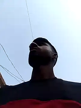 Snapshot of LesserUpset chatting on November 2025 08:23:02 AM LesserUpset online show from November 2025 08:23:02 AM