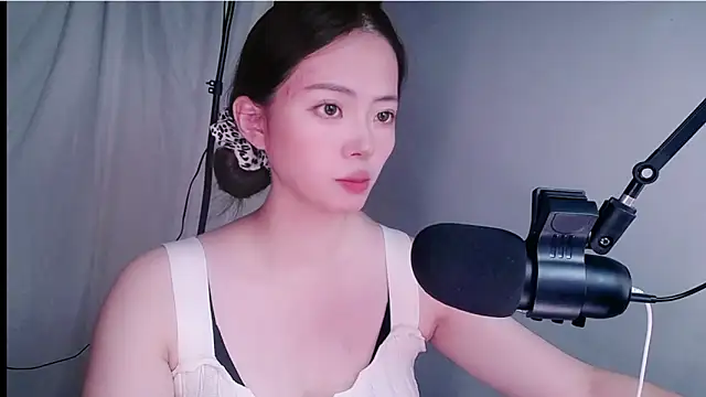 mitowato online show from October 2025 11:53:02 AM