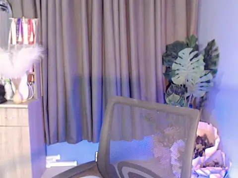 Asian briee143xx online show from March 2026 03:58:01 PM