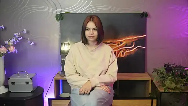 LeisaSchlee online show from September 2025 05:45:02 AM