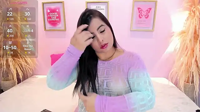 LexieVega online show from November 2025 12:49:01 PM