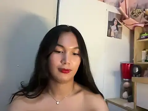 FelicityLincoln online show from April 2026 03:11:01 PM