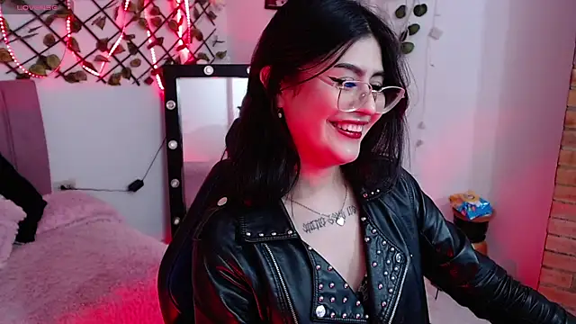 isa bunny18 online show from October 2025 03:10:02 AM