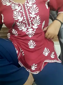 Snapshot of Minakshi_677 chatting on October 2025 07:04:02 AM Minakshi 677 online show from October 2025 07:04:02 AM