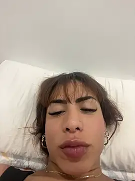 Naomi24herr online show from March 2026 08:43:02 AM