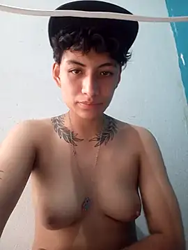 Owen tomboy online show from October 2025 08:09:02 PM