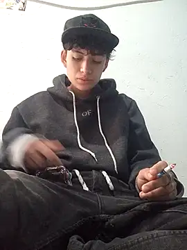 Owen tomboy online show from November 2025 08:43:02 PM