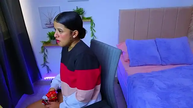 pequitasmedusa9 online show from October 2025 08:49:01 PM