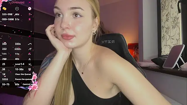 EvaCarter1 online show from October 2025 11:31:02 AM