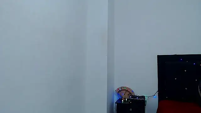 Snapshot of brendaahoot chatting on October 2025 09:10:01 AM brendaahoot online show from October 2025 09:10:01 AM