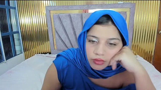 Amyra Rasi online show from January 2026 07:17:02 PM