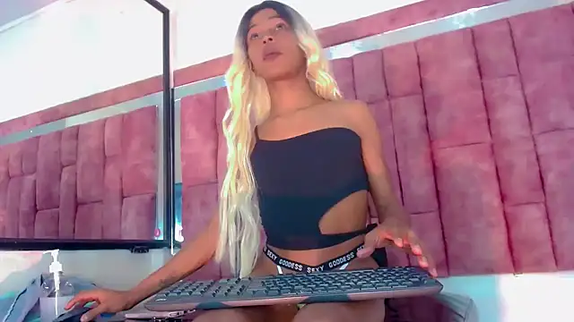 katherine x1 online show from November 2025 04:16:01 AM