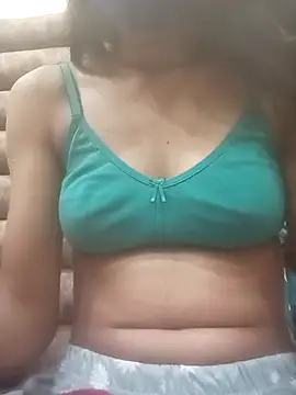 Snapshot of beautiful_jiya chatting on February 2026 06:37:02 PM beautiful jiya online show from February 2026 06:37:02 PM