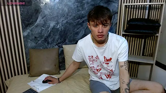 Jerom xx online show from September 2025 07:30:02 PM