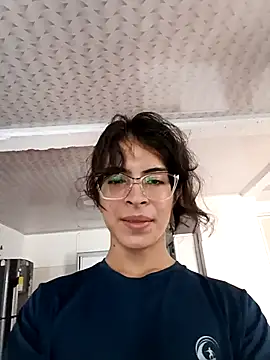 SoftieUwU online show from September 2025 05:28:01 PM
