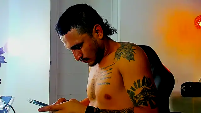 Kevinfox23cms online show from October 2025 08:01:01 AM