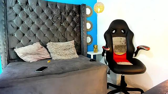 Kevinfox23cms online show from October 2025 12:20:01 PM