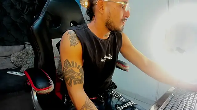 Kevinfox23cms online show from October 2025 07:54:02 AM