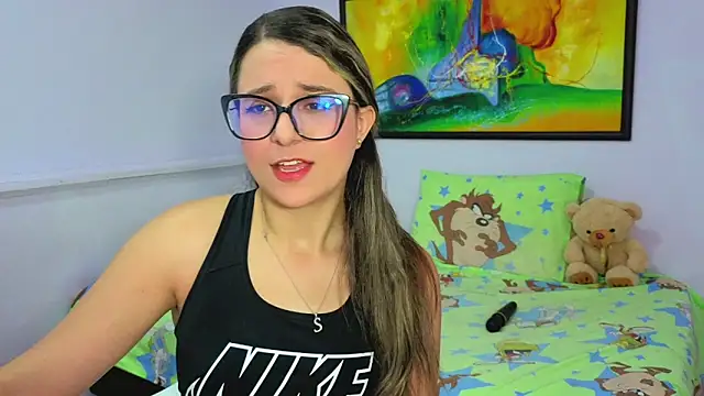 katiaa lovv online show from April 2026 12:06:01 PM