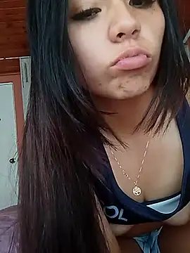 BellaBliss123 online show from September 2025 05:06:01 PM
