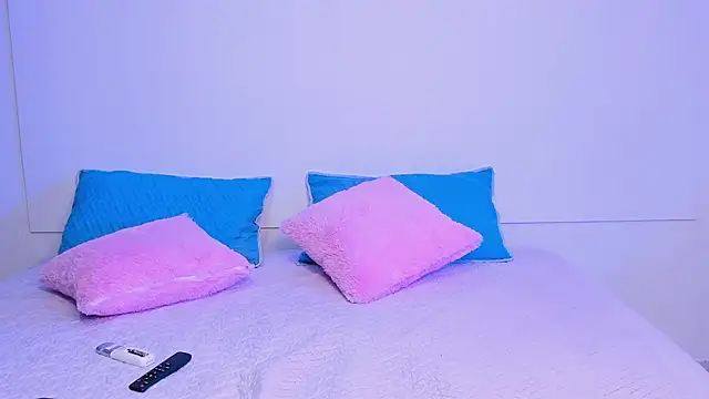 Snapshot of Honey_sweett_ chatting on October 2025 09:48:02 PM Honey sweett online show from October 2025 09:48:02 PM