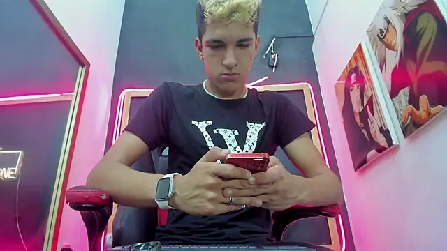 Snapshot of Stiben_boy chatting on October 2025 07:00:01 PM Stiben boy online show from October 2025 07:00:01 PM