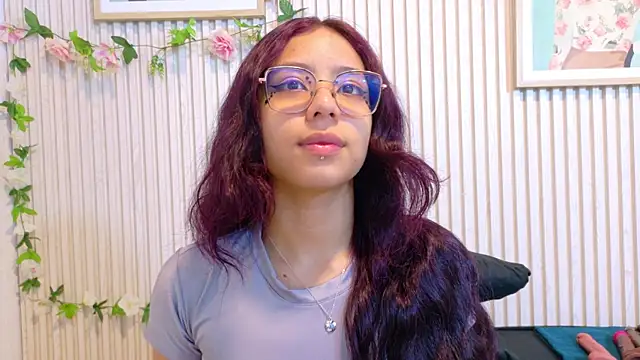 Abrilmirren online show from March 2026 11:10:01 AM