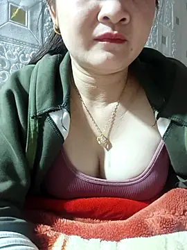 Paul-paul11 online show from February 2026 10:28:02 PM