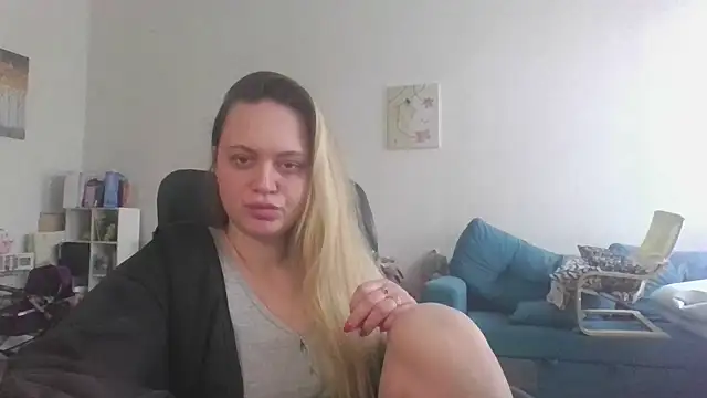 Cynoraye online show from February 2026 10:34:02 AM