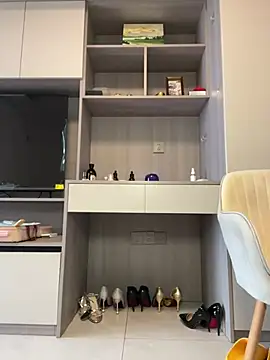 POS001 online show from April 2026 05:34:01 AM