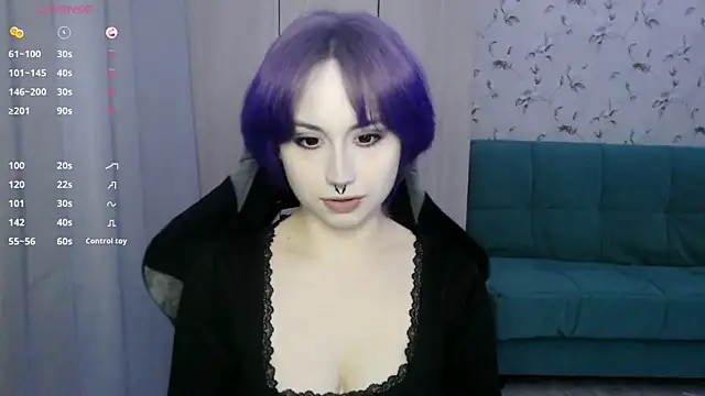 Snapshot of LeisaHopperstad chatting on May 2026 01:49:02 PM LeisaHopperstad online show from May 2026 01:49:02 PM