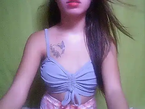 SweetPussie18x online show from November 2025 02:01:02 AM