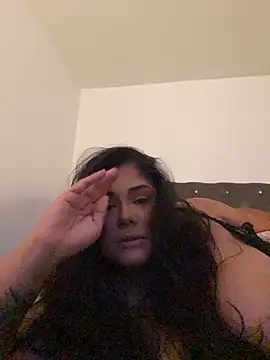 Snapshot of pmonie chatting on November 2025 06:41:02 AM pmonie online show from November 2025 06:41:02 AM