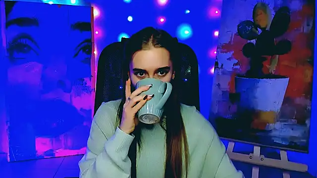 JuneWoods online show from February 2026 02:50:02 PM