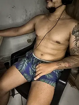 gtzmoreno online show from February 2026 05:25:01 AM