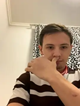 KirilStella online show from October 2025 06:08:01 PM