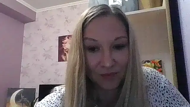 marii-a39 online show from September 2025 01:16:02 PM