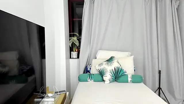 ConnieSmall24 online show from December 2025 09:19:02 PM